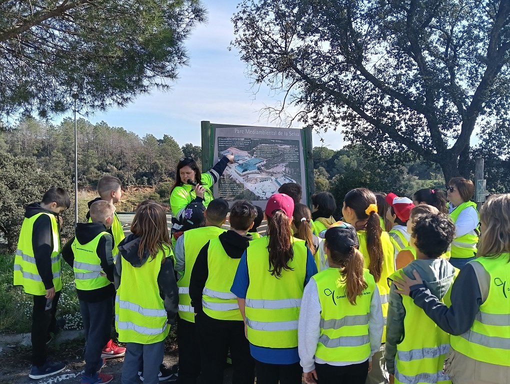 El Consell Comarcal de la Selva dóna el tret de sortida a les visites escolars al Parc Mediambiental de la Selva